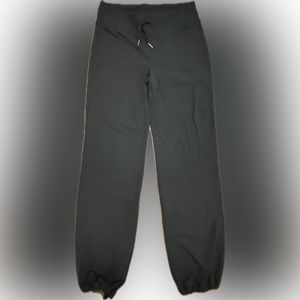 LULULEMON joggers with cuff tie at ankle size 2